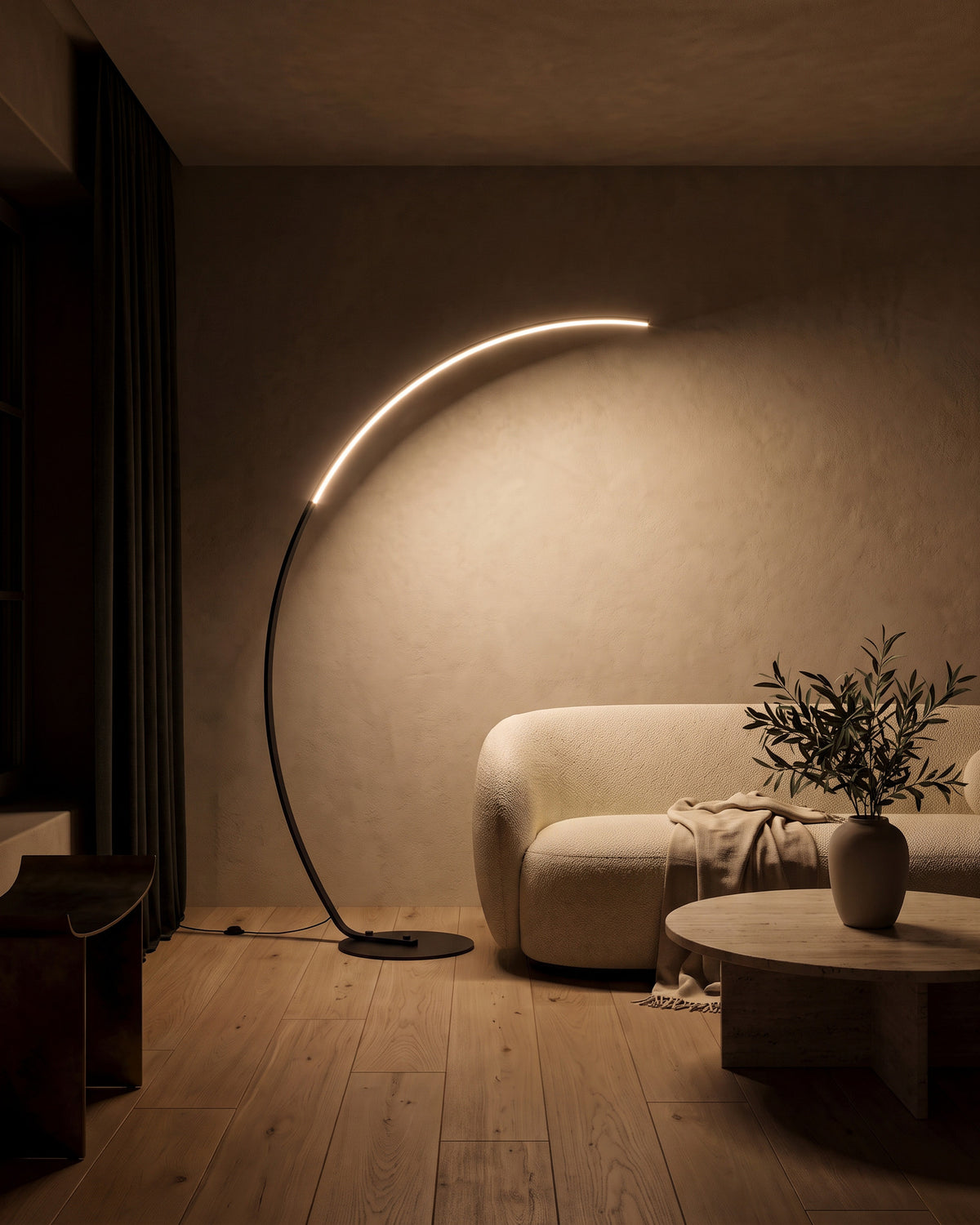 Lampadaire Liane allumé de nuit