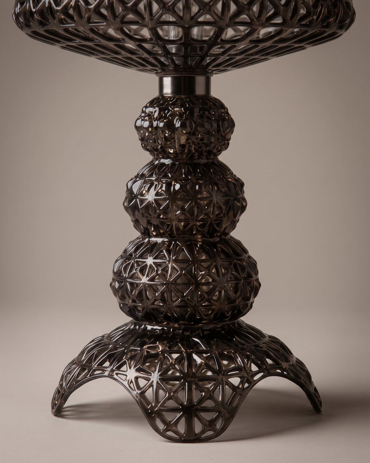 Lampe de table Baroque : détail du pied