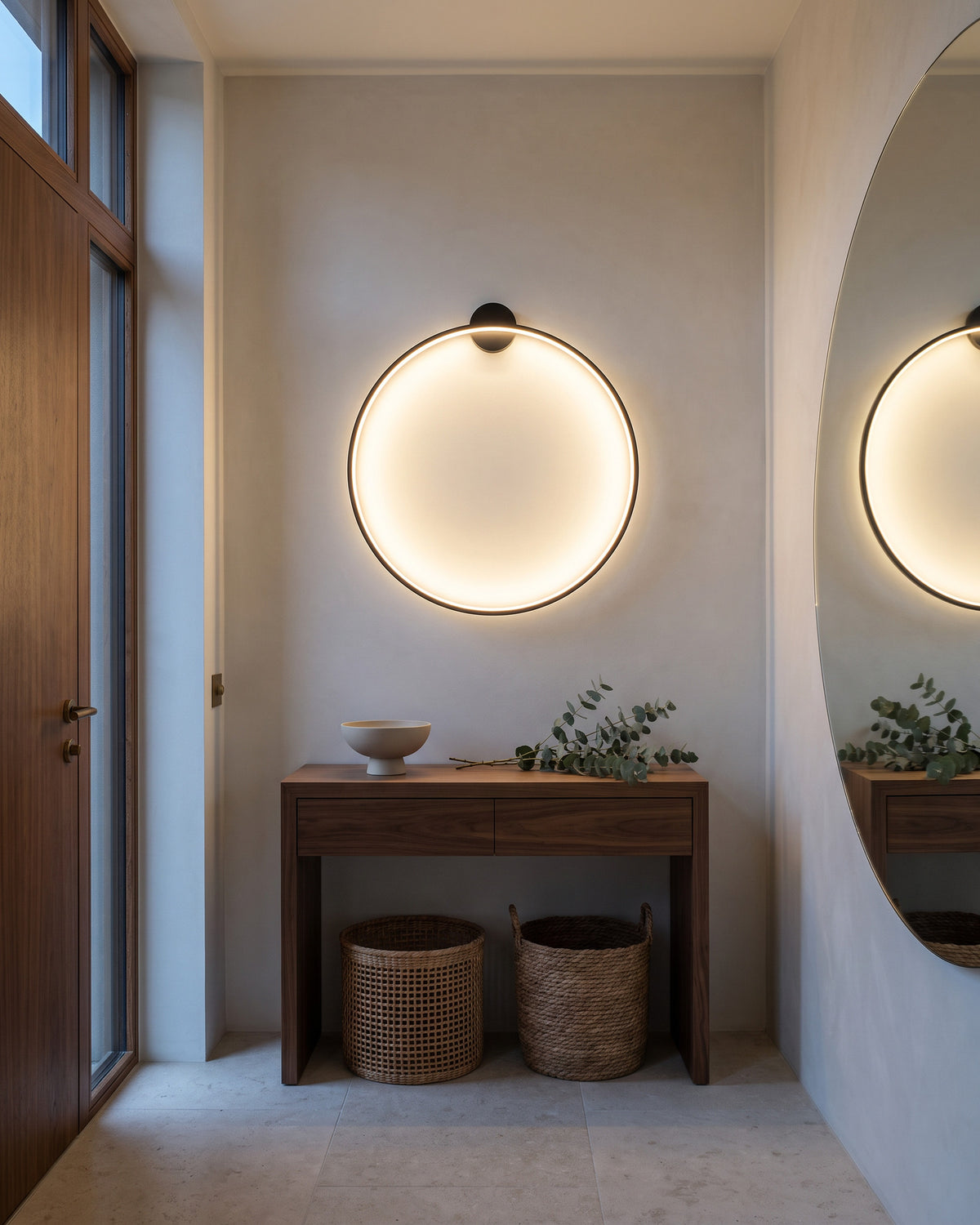 Applique Cerceau (anneau LED noir très fin) dans une seconde pièce, allumé