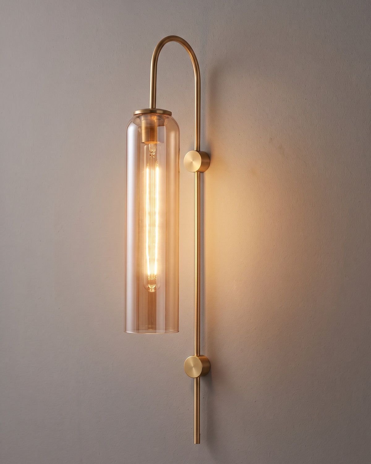 Applique Éprouvette, dore verre ambre