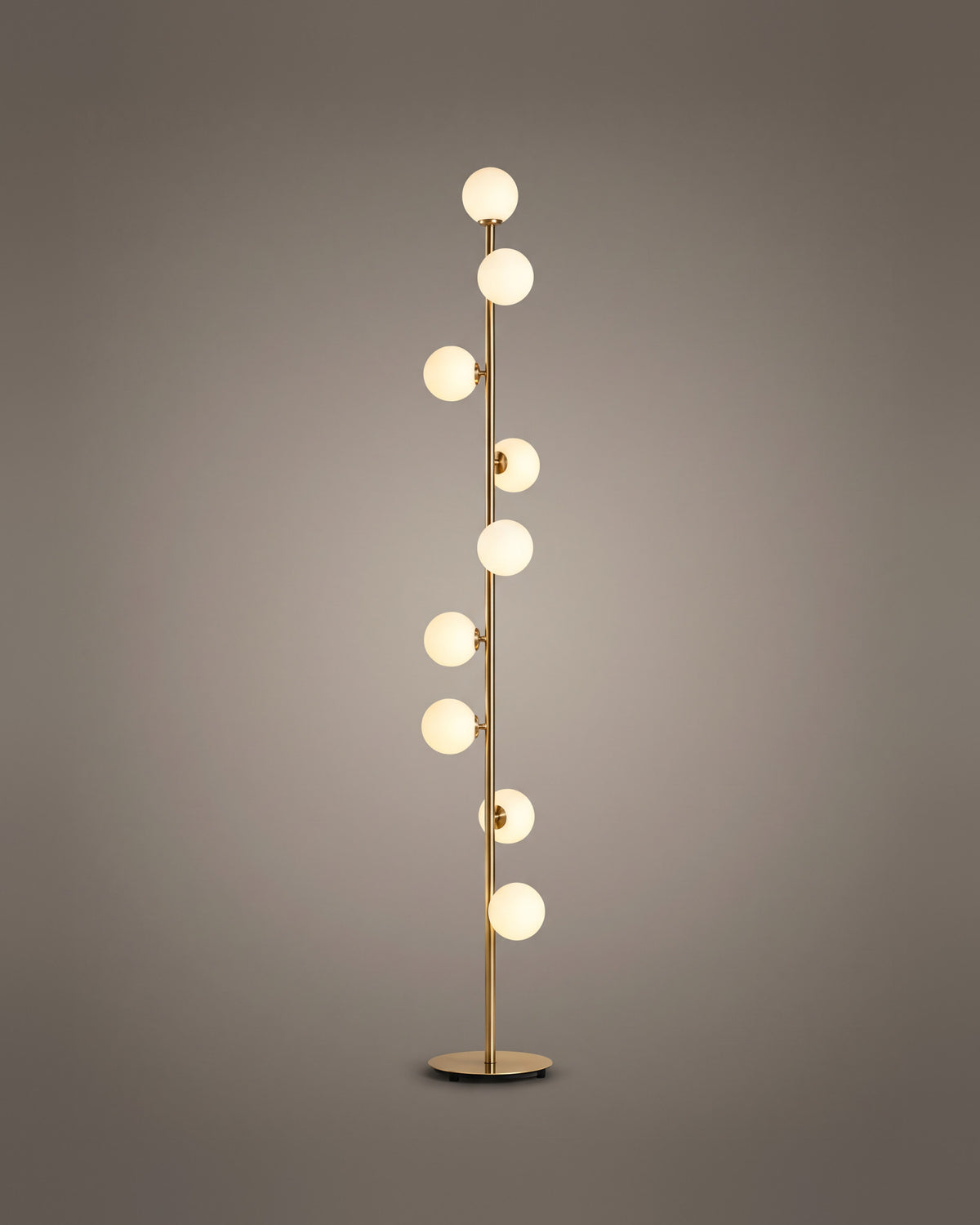 Lampadaire Perles, allumé, photo studio