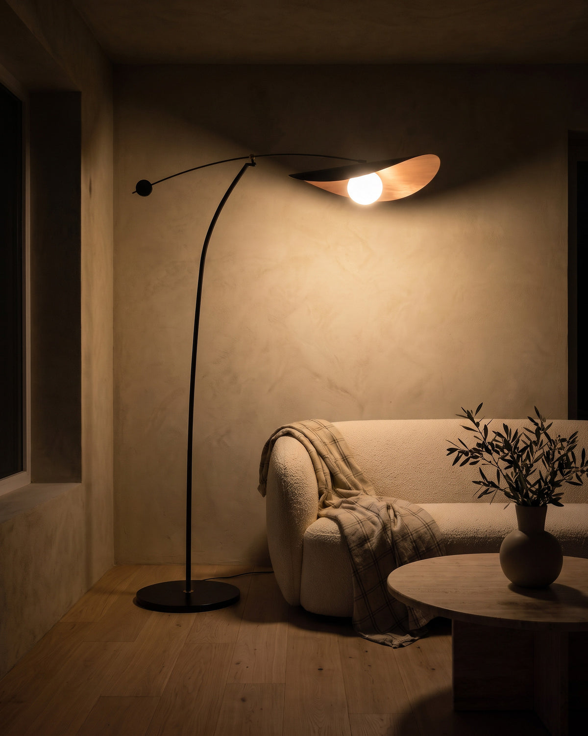 Lampadaire Balancier allumé de nuit
