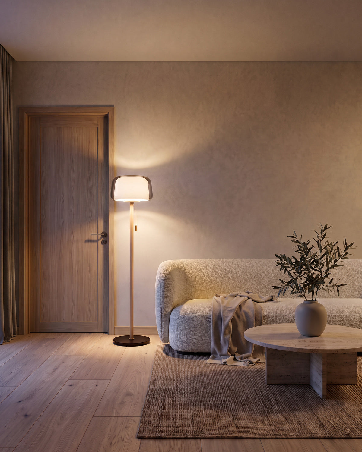 Lampadaire Brume allumé la nuit dans un salon, effet de lumière