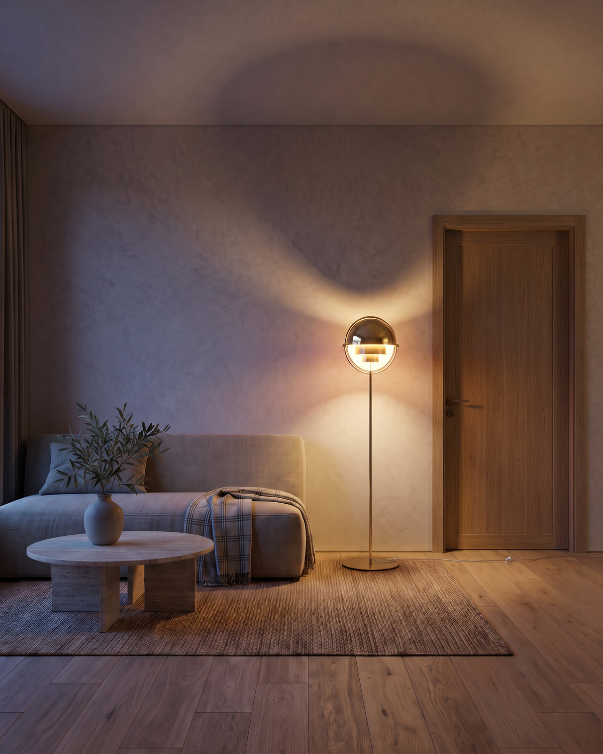 Lampadaire Demi-lune allumé de nuit