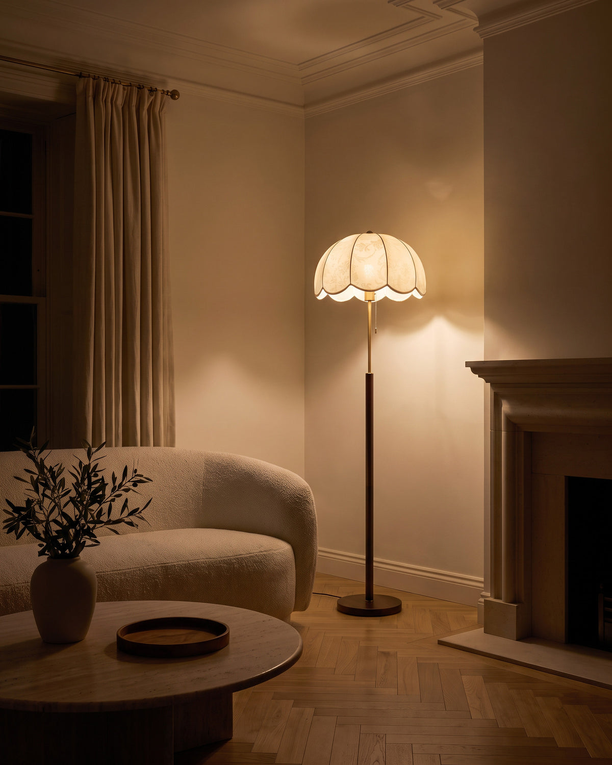 Lampadaire Dentelle allumé de nuit