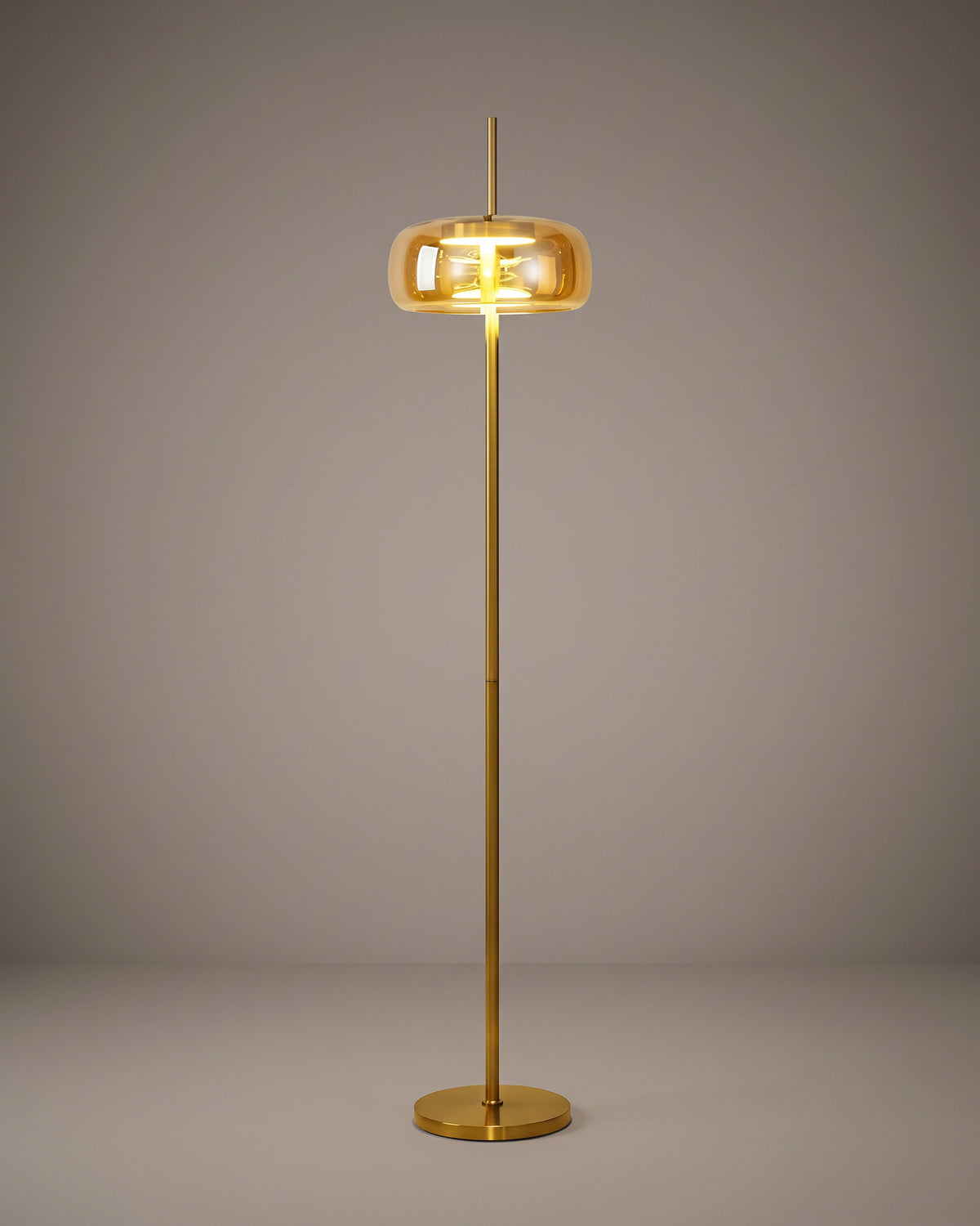 Lampadaire Cabochon, allumé, photo studio