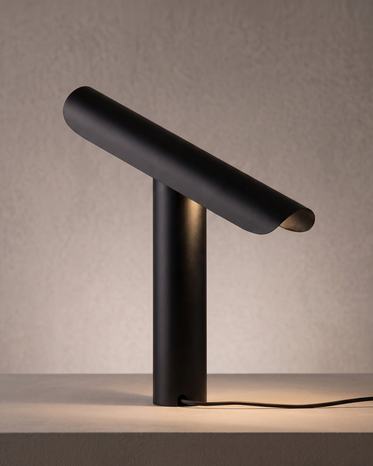Lampe de table Gouttière, noir