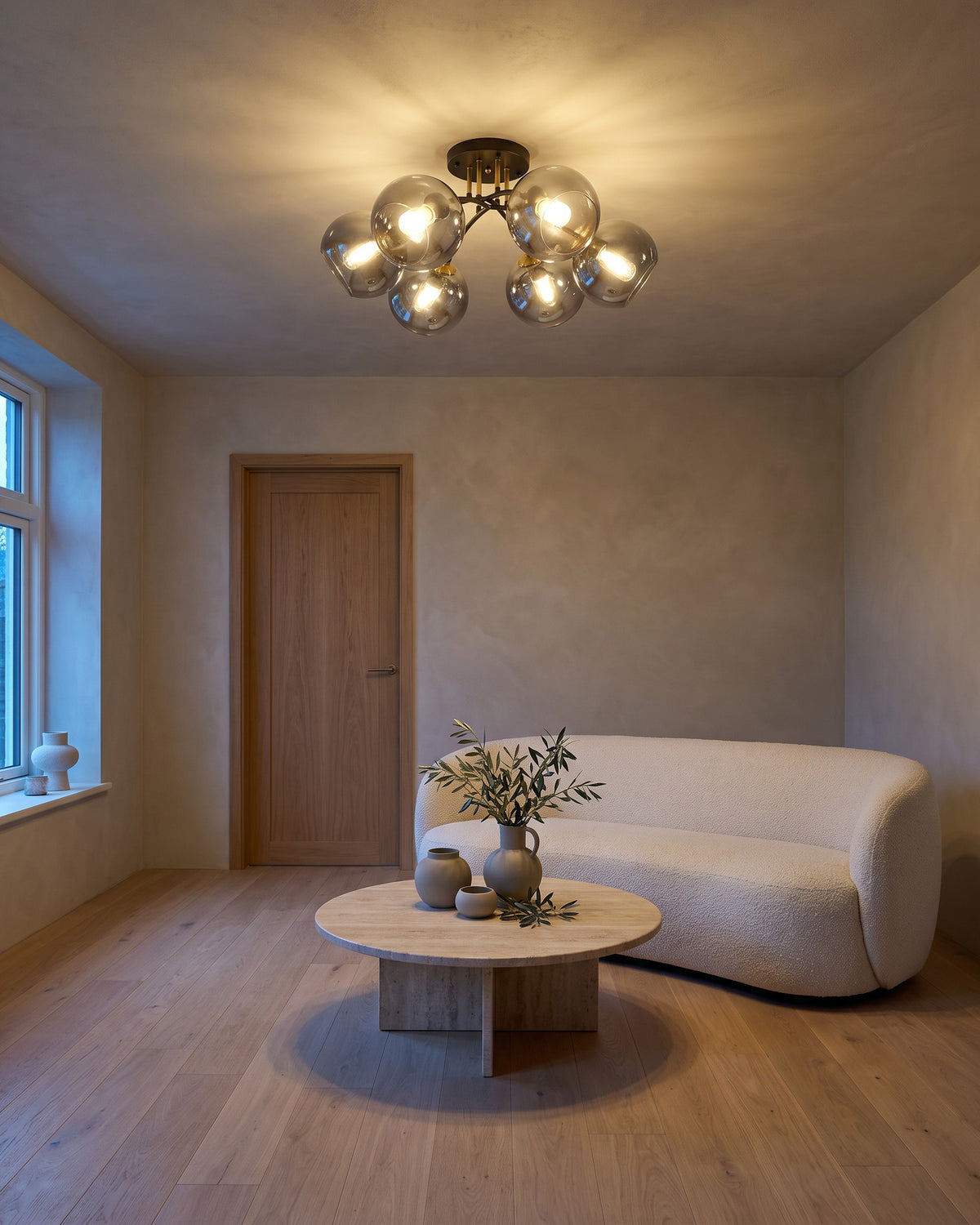 Plafonnier Bulles dans un salon, vue d'ensemble qui montre sa taille réelle