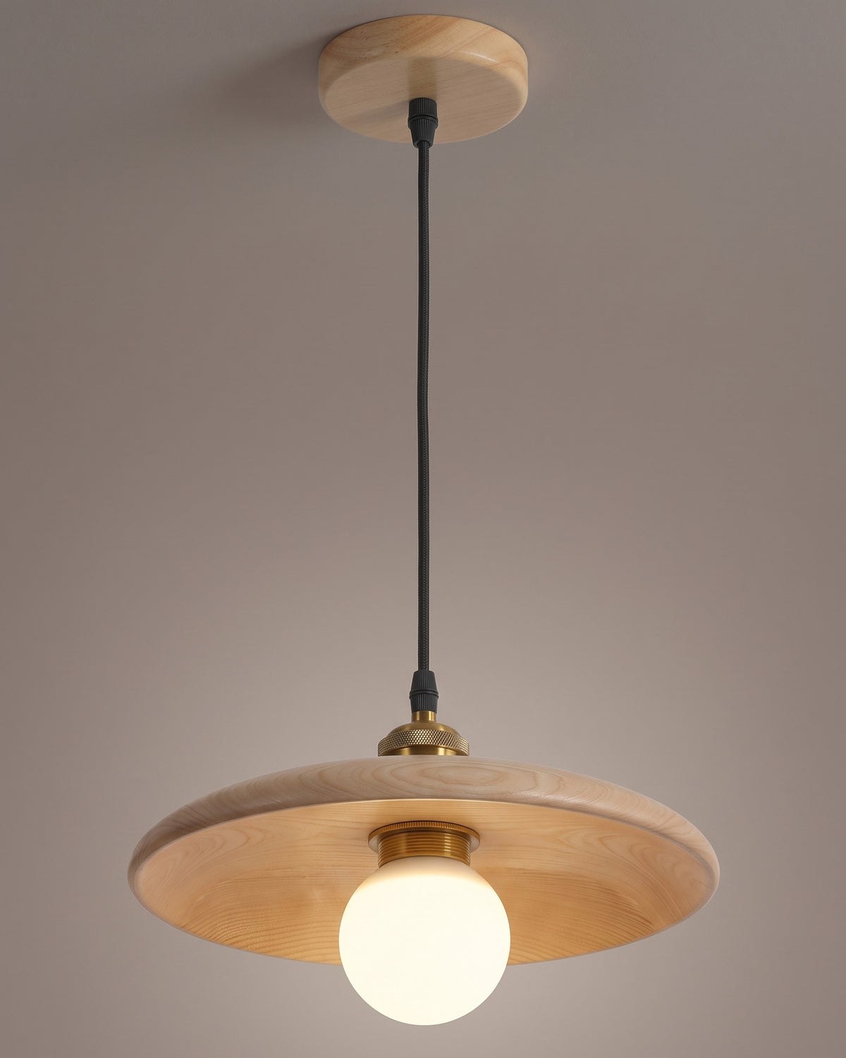 Suspension Béret vue sous un autre angle